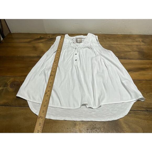 Dolan Anthropologie Sleeveless Henley Pintuck Top Medium - Picture 6 of 10